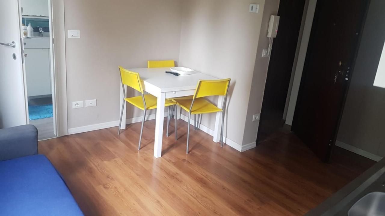 Intero Bilocale Da Antonio - Free Wi-Fi Apartment โบโลญญา ภายนอก รูปภาพ